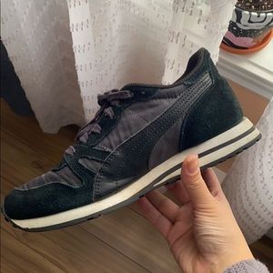 Puma Yarra Classic Sneakers